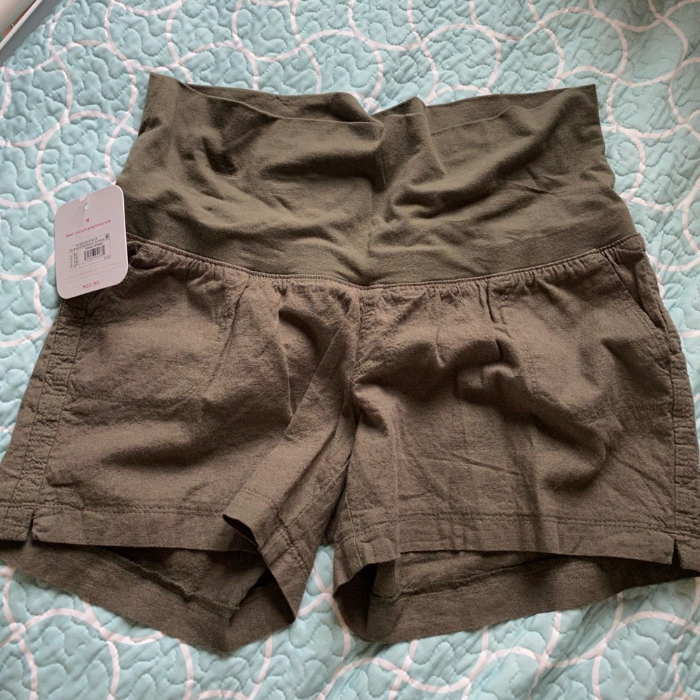 NWT Isabel Maternity Shorts